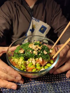 Una foto de Poke de andar por casa