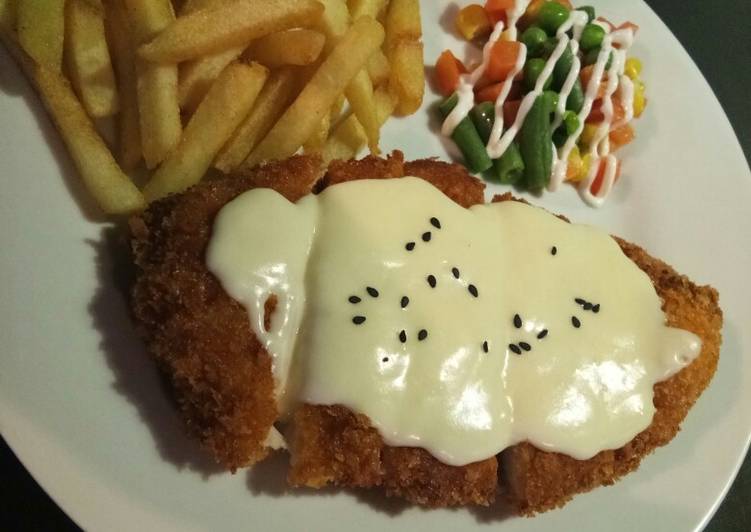 Simple Way to Make Summer Chicken katsu saus keju
