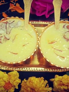 केसर फिरनी (Kesar phirni recipe in hindi) रेसिपी मुख्य फोटो