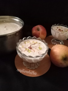 एप्पल बासुंदी (apple basundi recipe in Hindi) रेसिपी मुख्य फोटो