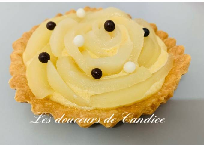 Tartelettes aux poires et crème de noisettes