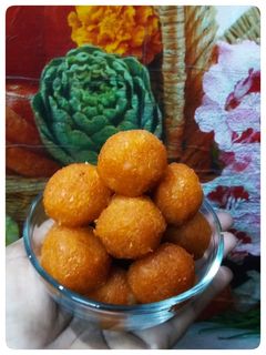 நெல்லிக்காய் மிட்டாய்(nellikkai mittai recipe in tamil) செய்முறை முக்கிய புகைப்படம்