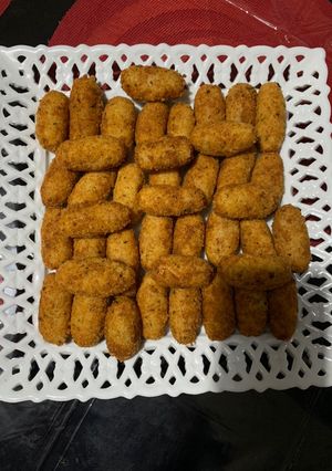 صورة لوصفة كروكيطات البطاطس والارز والتون