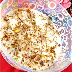 A picture of Meethy Dahi baly 😋😋.