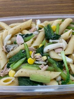 鮪魚佐時蔬筆管麵 的食譜成品照片