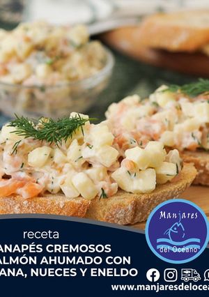 Una foto de "CANAPÉS CREMOSOS DE SALMÓN AHUMADO CON MANZANA, NUECES Y ENELDO"