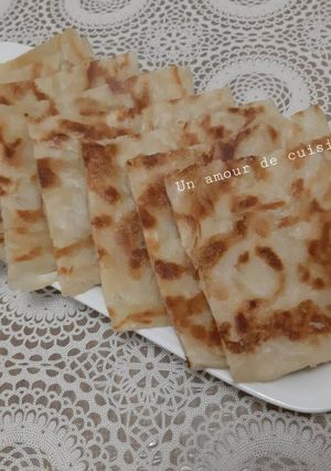Une photo de Msemen/ crêpes feuilletées maghrébines