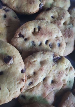 Una foto de Galletitas chip súper fácil y económico