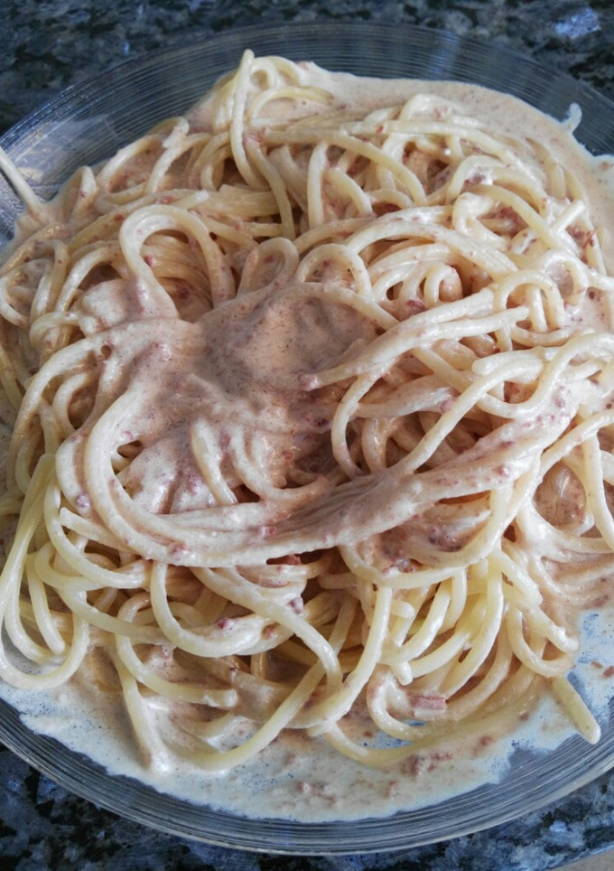 Una foto de Espaguetis con salsa de foie-gras