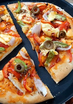 A picture of Cheese burst pizza.