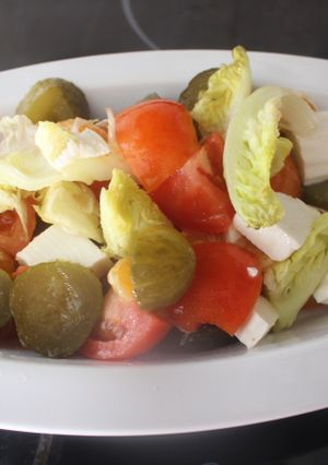 Una foto de Ensalada con mandarina y queso fresco
