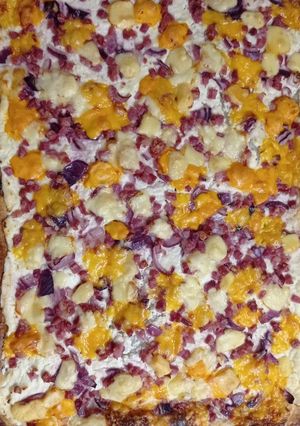 Túrós-baconos leveles tészta recept fotója