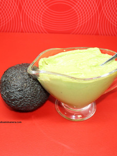 Una foto de Mayonesa de aguacate