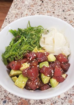 A picture of Tuna Poke Bowl.