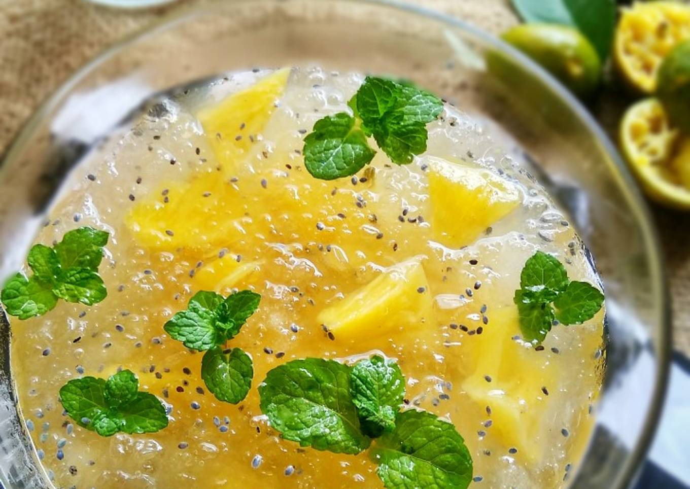 Pineapple orange dgn es serut