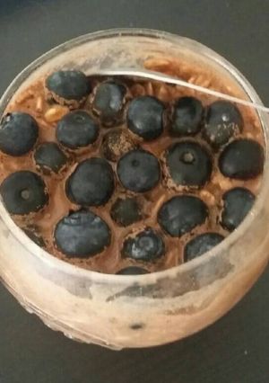 A picture of Chocolate Overnight oat with blueberries.