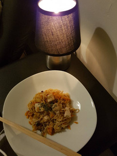Una foto de Pad Thai de Pollo