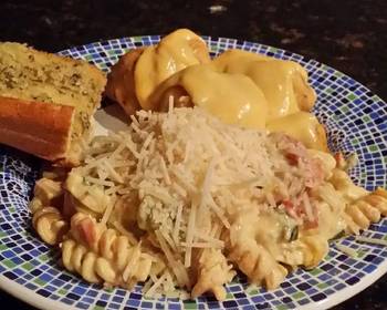 Latest Recipe Brads chicken sausage pasta w tomato basil vodka cream sauce Savory Delicious