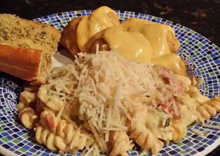 Brad's chicken sausage pasta w/ tomato, basil, vodka cream sauce Brad's chicken sausage pasta w/ tomato, basil, vodka cream sauce