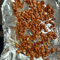 A picture of Honey roasted cashew nuts.