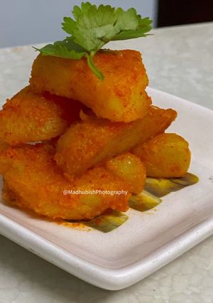 A picture of Schezwan Chutney in Schezwan Potato.