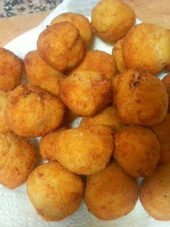Una foto de Mini croquetas de pollo y bacon