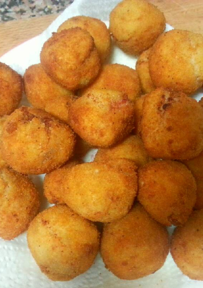 Una foto de Mini croquetas de pollo y bacon