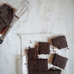 Brownies(wholewheat, Oats, finger millet) A picture of Brownies(wholewheat, Oats, finger millet).