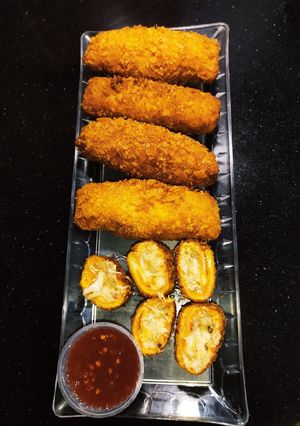 A picture of Pizza Creamy Bread Roll.