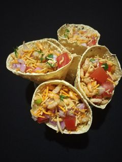 મસાલા પાપડ કોન (Masala Papad Cone Recipe In Gujarati) રેસીપી મુખ્ય ફોટો