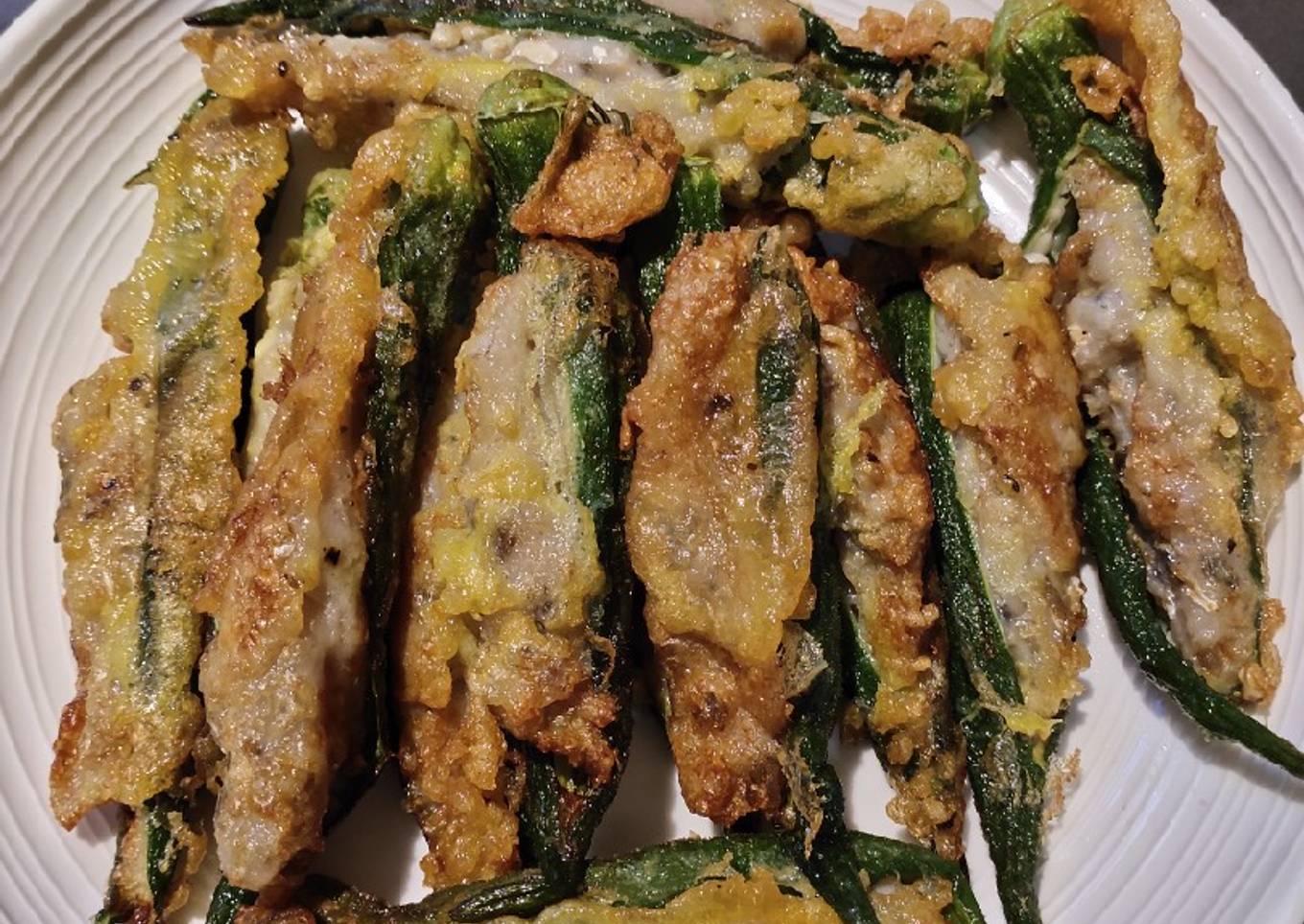 Fried Okra with Minced Fish