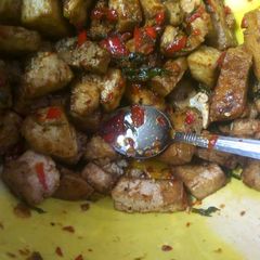 A picture of Awara mai tarugu da albasa.
