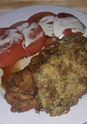 Una foto de Escalopes de ternera con tomates cesar