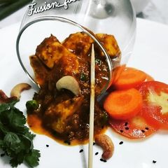 Khoya mater paneer A picture of Khoya mater paneer.