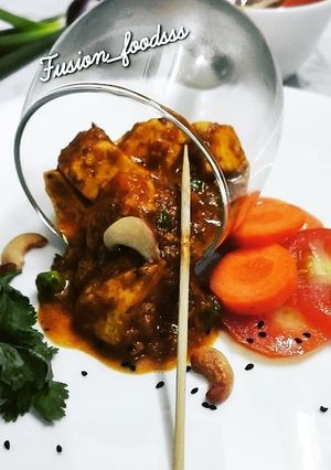 A picture of Khoya mater paneer.