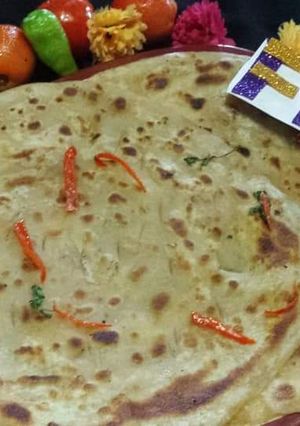 A picture of Lacha paratha.