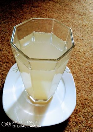 A picture of Lemon Water.