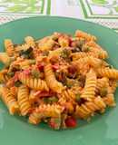 Fusilli cremosi salmone e verdure 🥒🐠🍅🫛