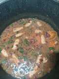 009. Alubias rojas con espinacas y salchicha fresca