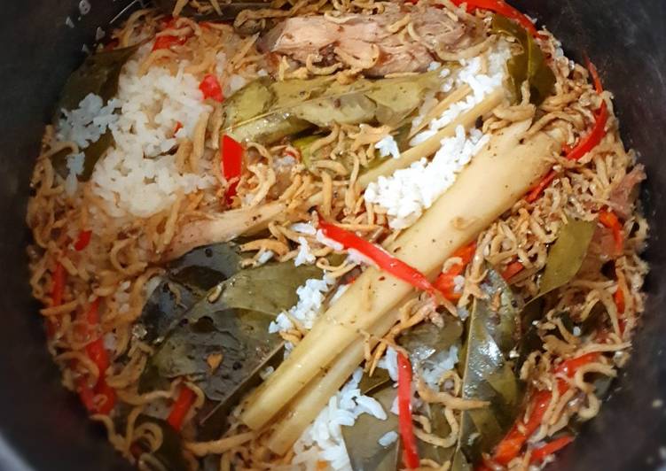Nasi Liwet Rice Cooker