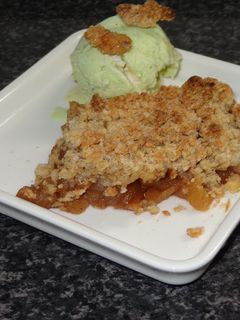 A picture of Apple Crisp Tart.