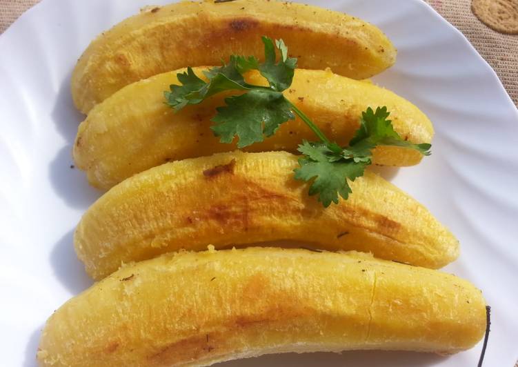 Recipe of Perfect Shallow Fried Green Bananas