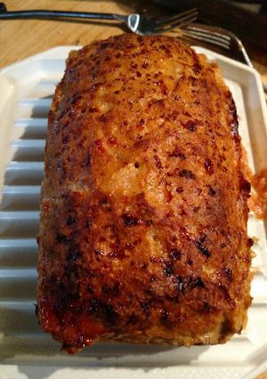A picture of Stuffed Chicken parmesan meatloaf.