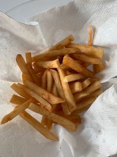 A picture of French Fries.