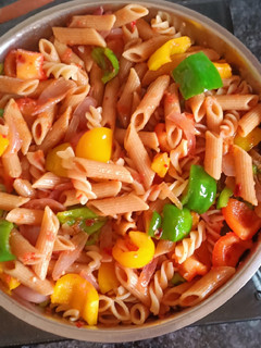 A picture of Red sauce pasta.