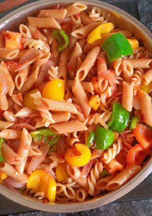 A picture of Red sauce pasta.