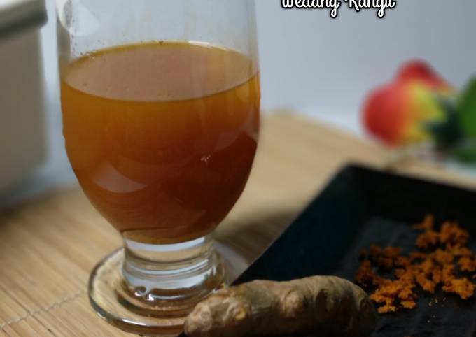 Bagaimana Membuat Wedang Kunyit (Obat antibiotik alami, mual dan kembung), Bikin Ngiler