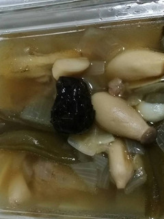 有點營養的剝皮辣椒排骨湯 的食譜成品照片