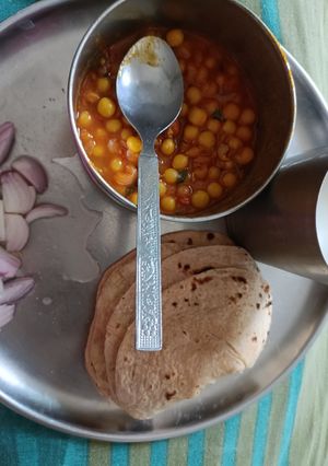 मटर की सब्जी (matar ki sabzi recipe in Hindi) रेसिपी मुख्य फोटो