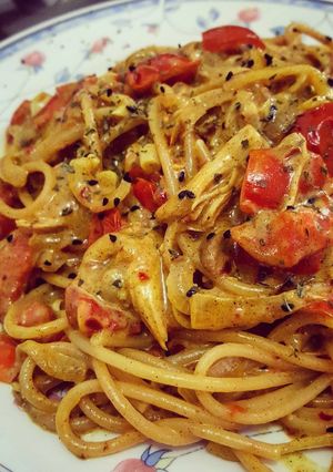 A picture of Buttered Chicken Curry Spaghetti.